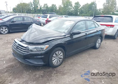 2019 Volkswagen Jetta 1.4T R-Line/1.4T S/1.4T Se z USA, uszkodzony, nr VIN 3VWCB7BU9KM183296